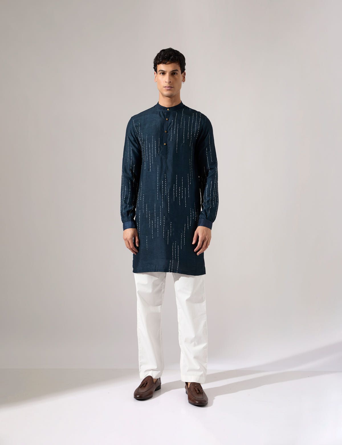 Ramsey Hand Embroidered Kurta Set - Navy - image 2