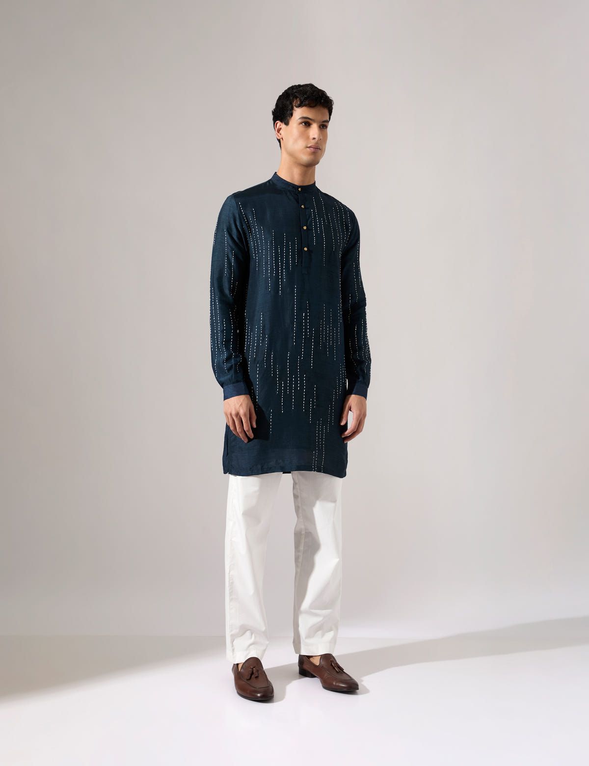 Ramsey Hand Embroidered Kurta Set - Navy - image 3