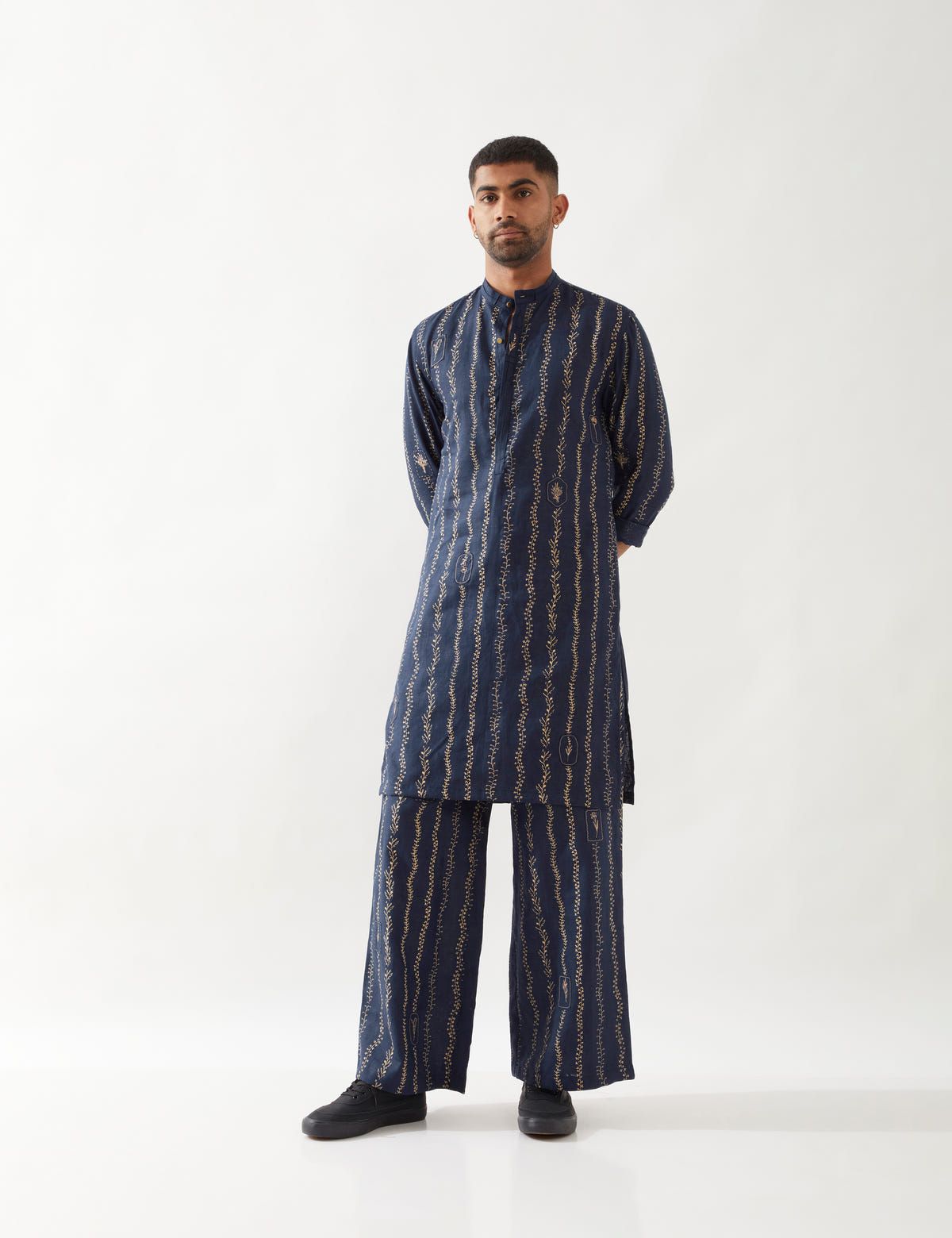 KEVIN VINE KURTA SET - NAVY - image 4