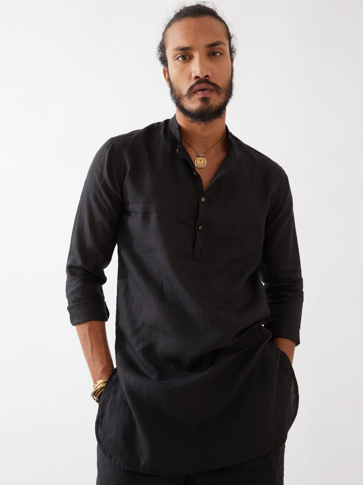 FINN KURTA - BLACK - image 5
