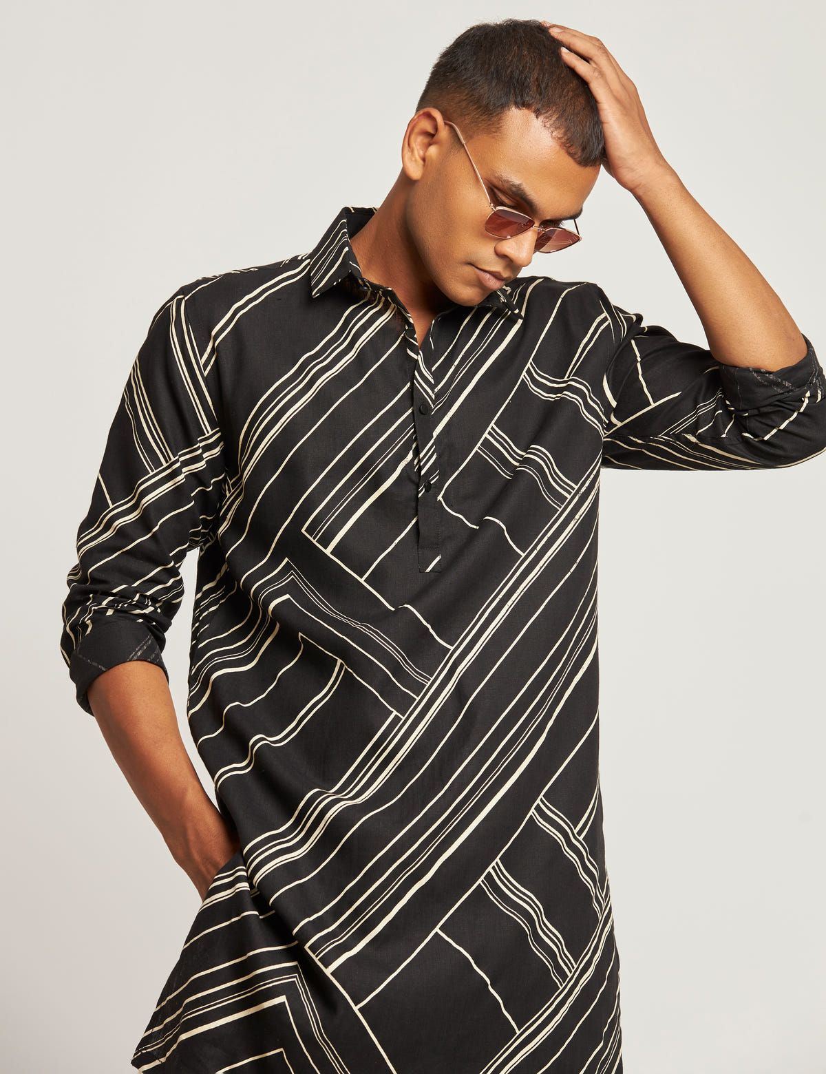 OAKWOOD KURTA TILT - BLACK - image 5