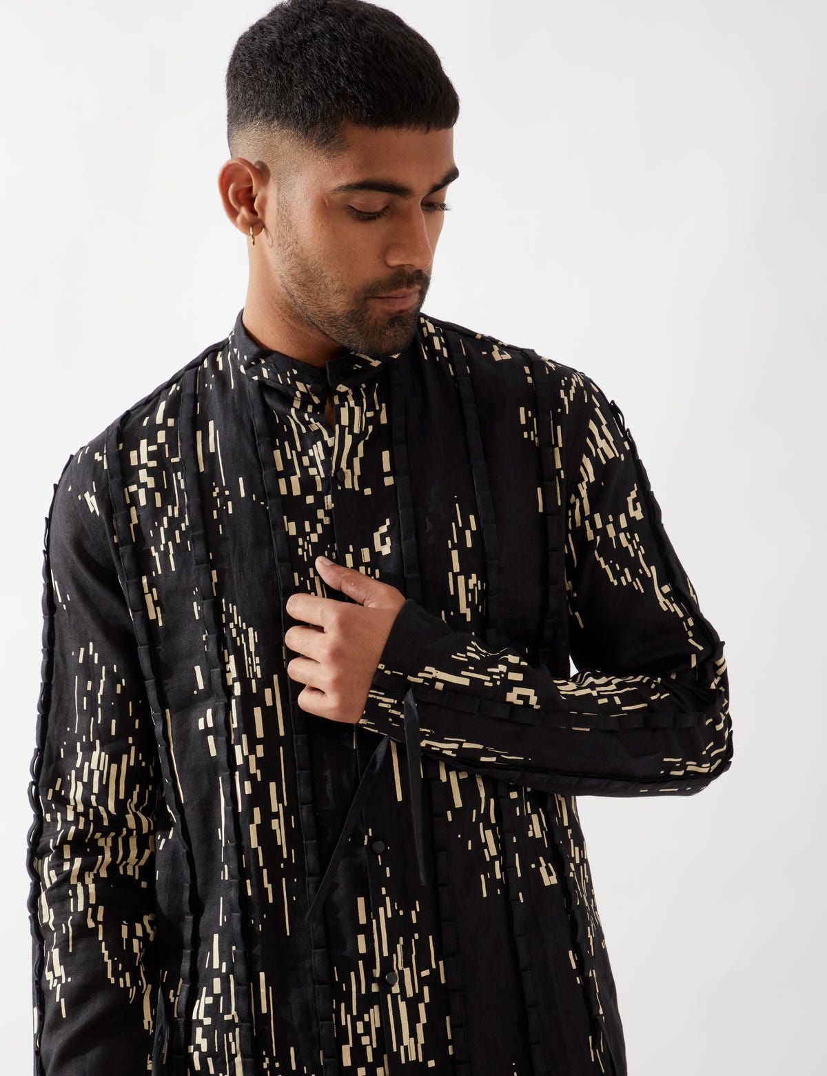 COLTON BRICKS KURTA - BLACK - image 6