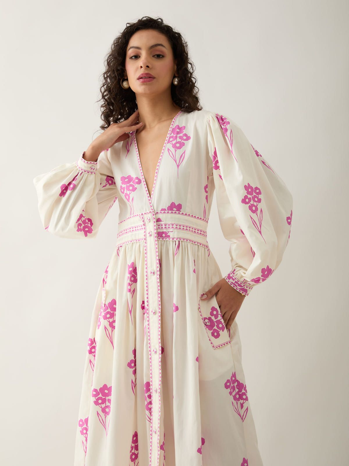 SOLACE DRESS - OFF WHITE - image 5