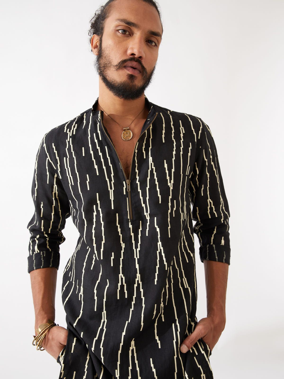 LUIS RAIN KURTA SET - BLACK - image 4