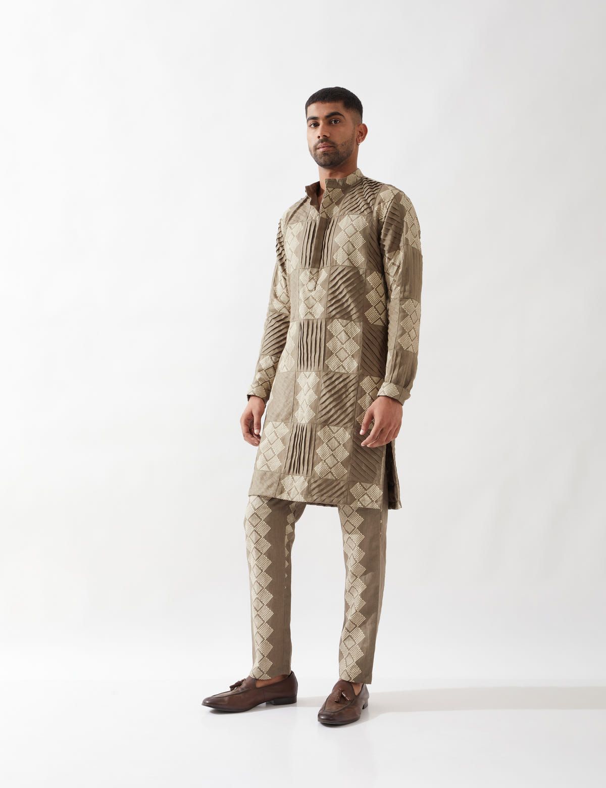 EZRA BARBED KURTA - OLIVE - image 3
