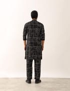 DARSH CHECKS KURTA - BLACK view 4