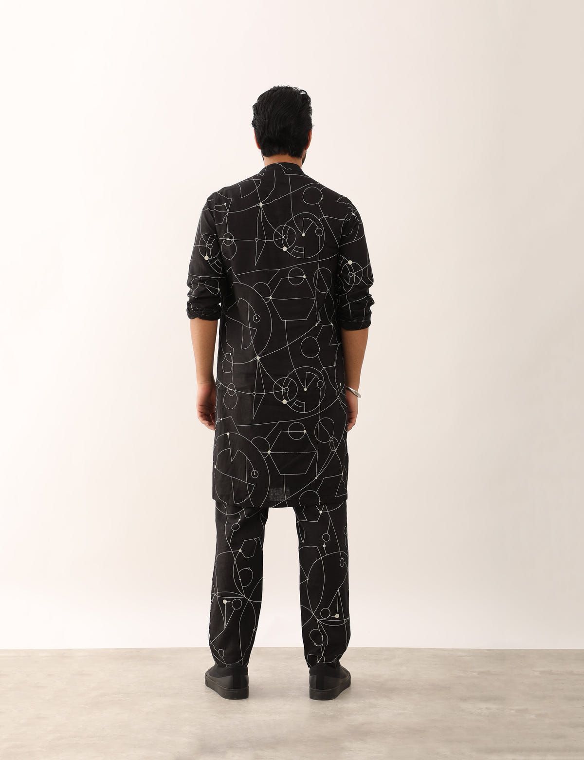 KRISH COSMOS KURTA - BLACK - image 5