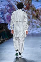 SOURISH LOOK - WHITE view 2