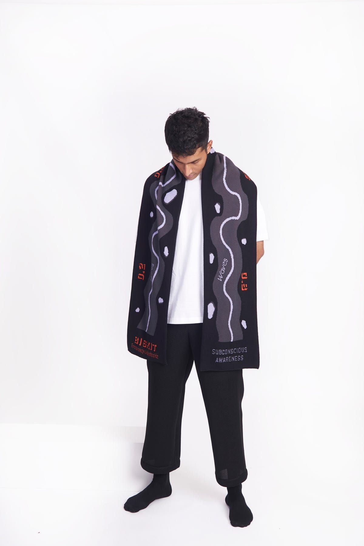 Biskit Waves Scarf - image 3