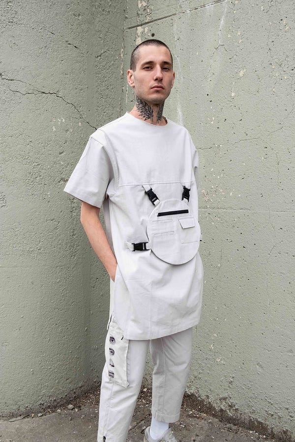 Biskit — Axis Grey Tunic with Detachable Circular Bag