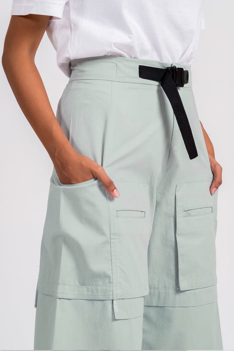 Orbit-Green Long Shorts with Cargo Pockets