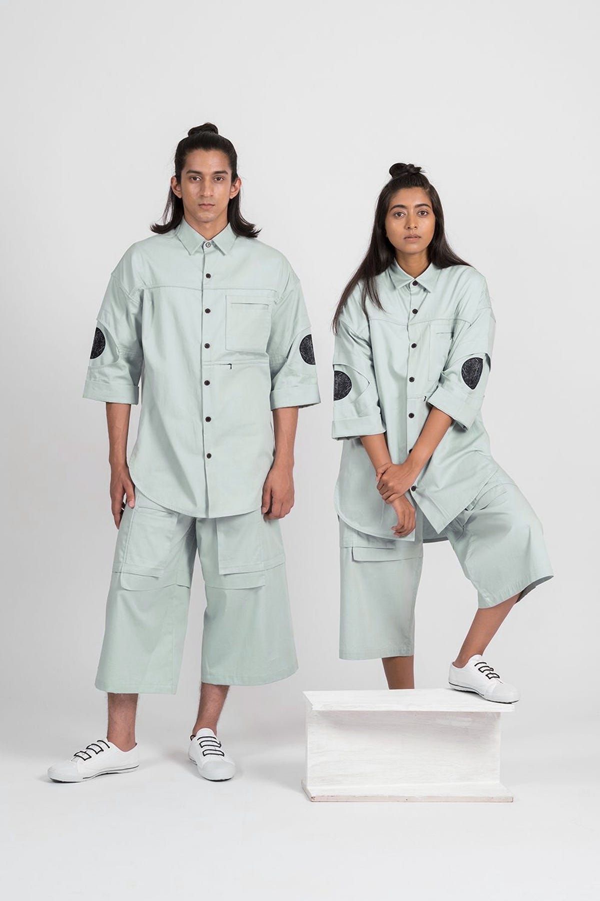 Orbit-Green Long Shorts with Cargo Pockets - image 2