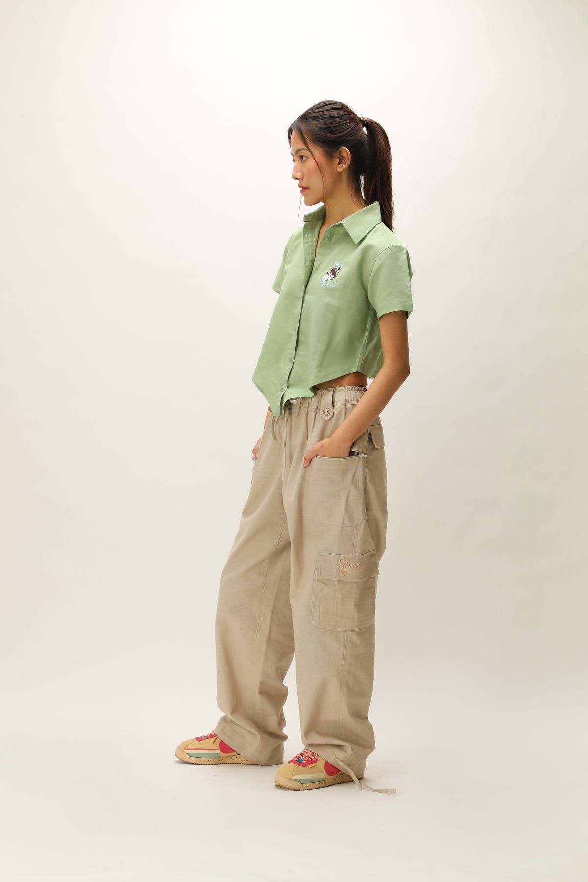 LINEN TRIGON CROP SHIRT - image 8