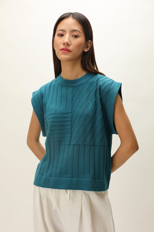 Struct — KNIT VEST