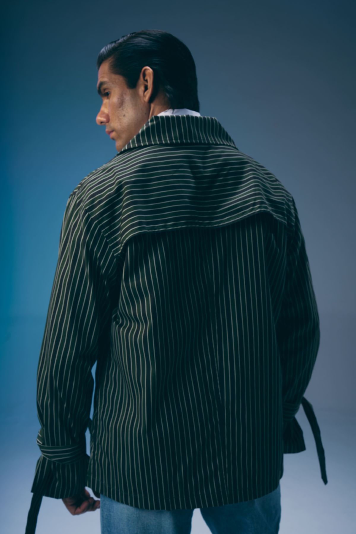 THE CHAMPIONSHIPS PINSTRIPE TRENCH SHIRT - image 7