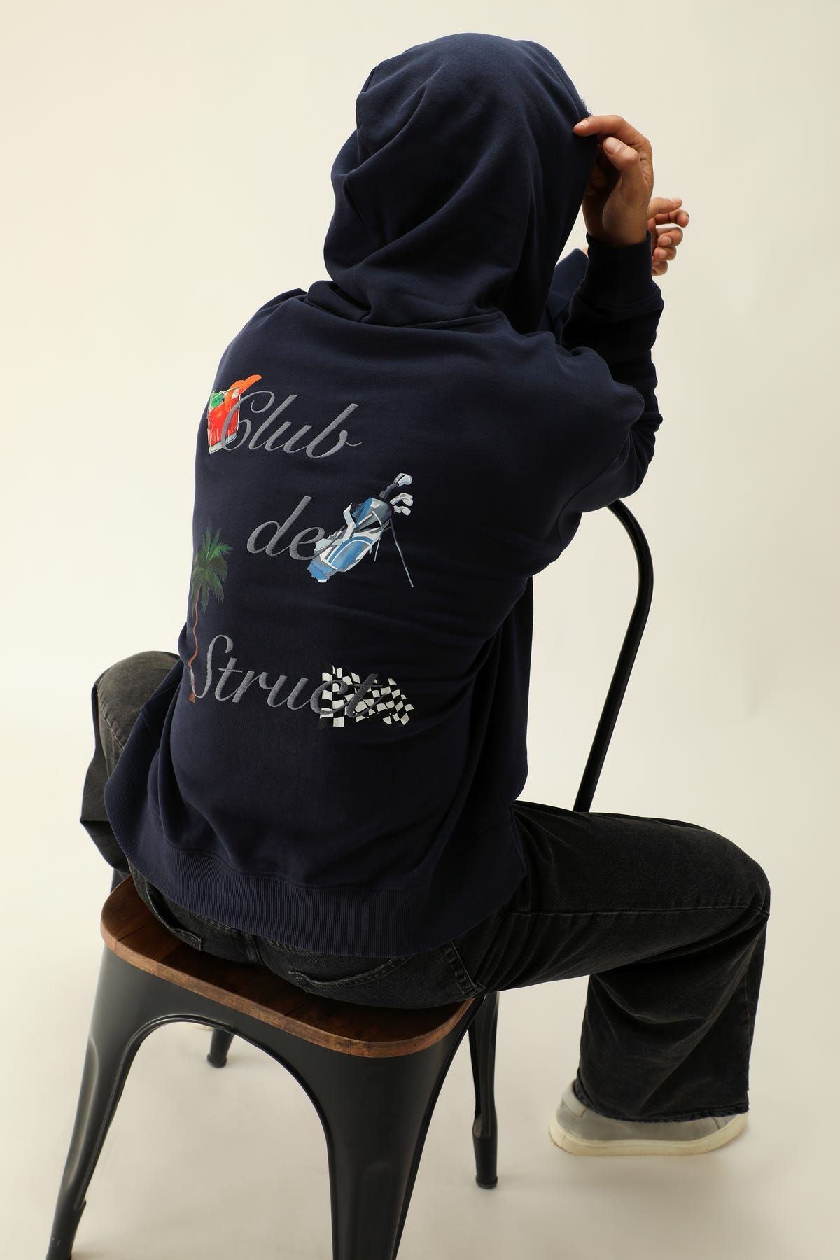 PLAY HOODIE - image 3