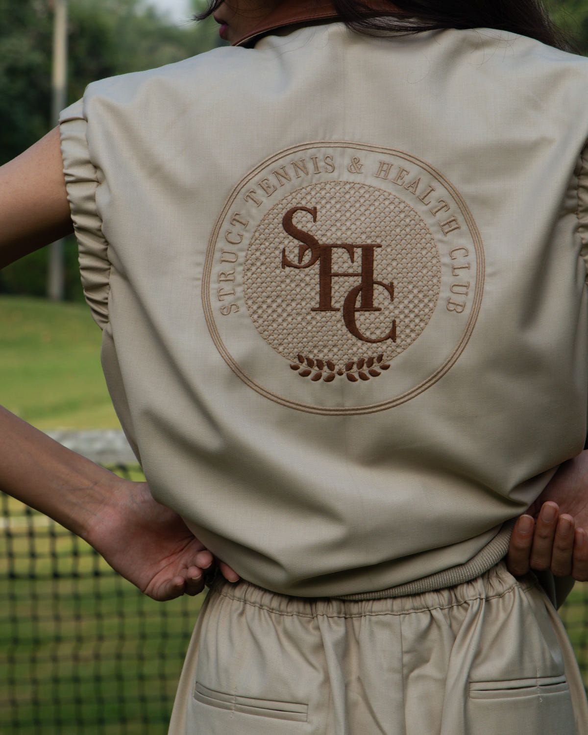 COUNTRY CLUB VEST - image 4