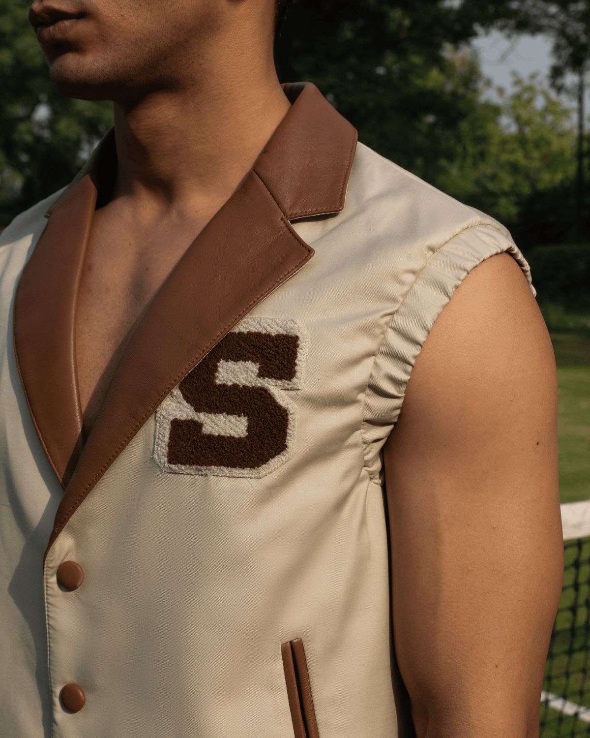 COUNTRY CLUB VEST - image 6