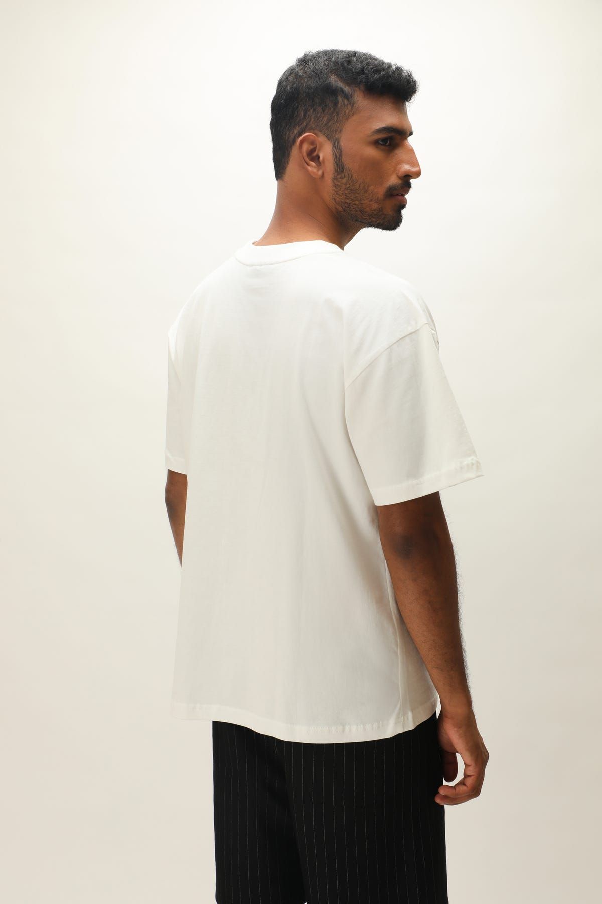 RETROFUTURISTIC TENNIS WHITES T-SHIRT - image 6