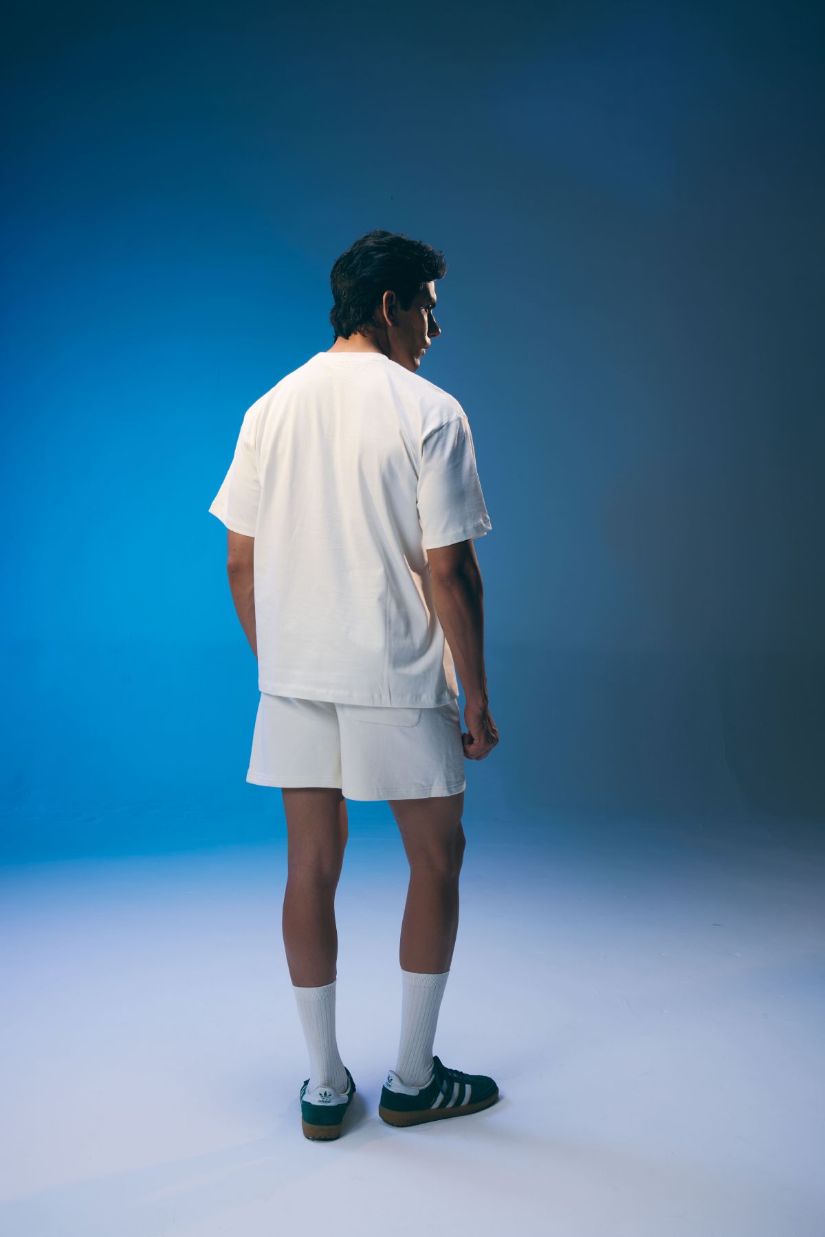 THE CLUBROOM T-SHIRT - image 8
