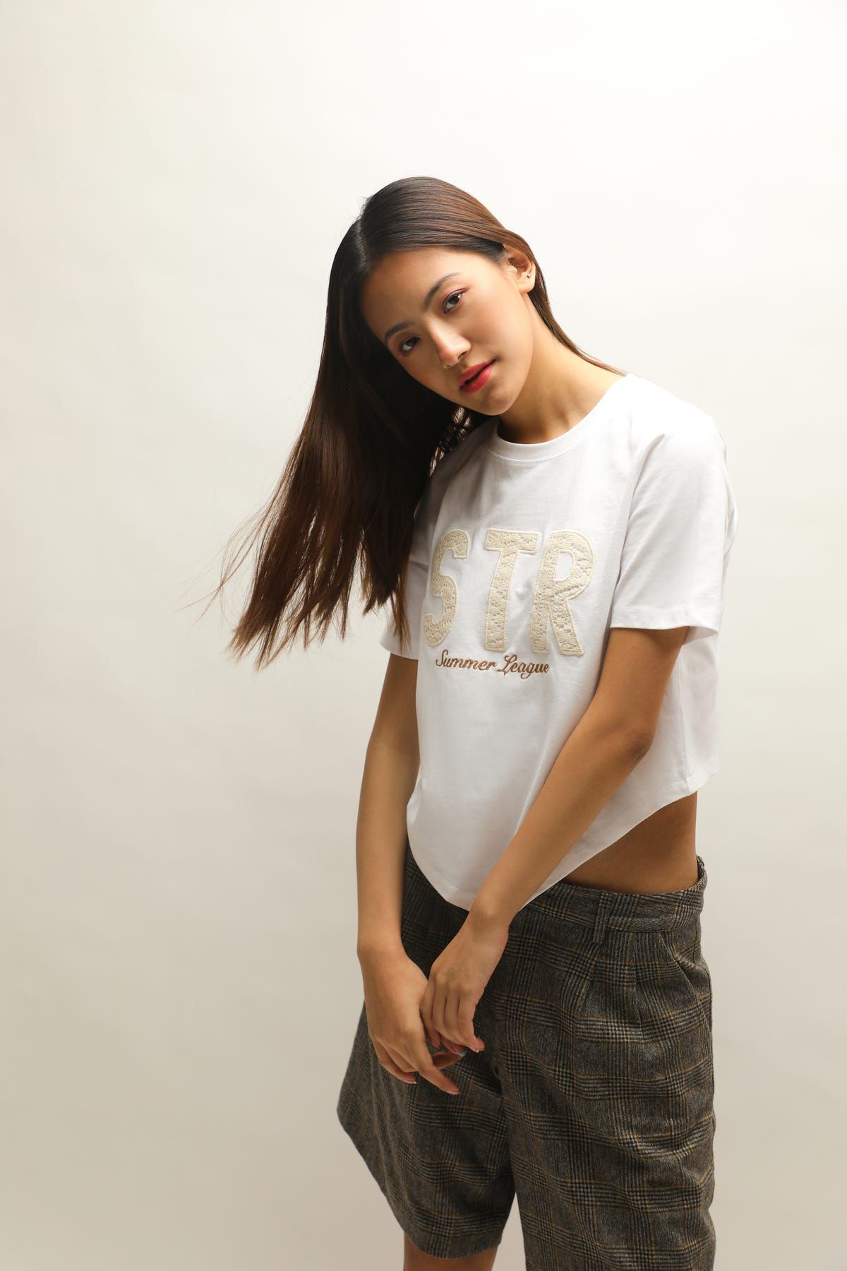 LACE APPLIQUÉ TRIGON T-SHIRT - image 5