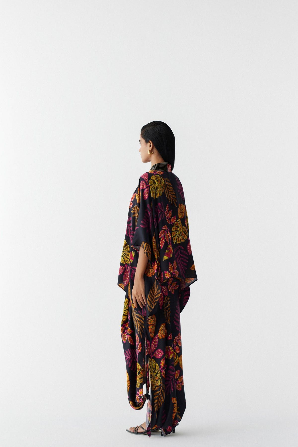 RAINFOREST CAPE - image 3