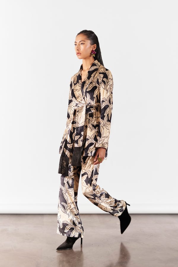 Studio Rigu — HAZEL VELVET BLAZER WITH TROUSERS