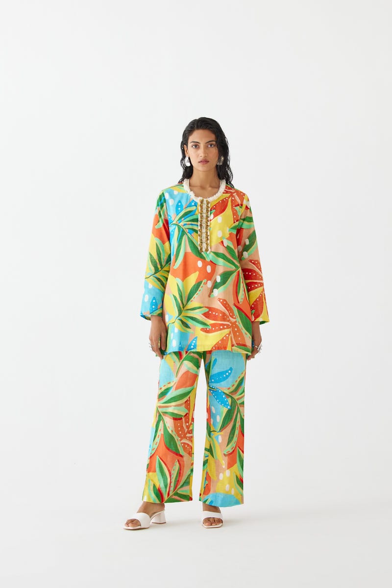 GIR KURTA & PANTS