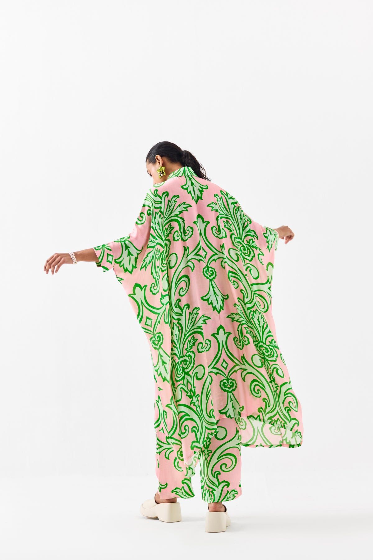 LA PAZ FRONT BUTTON KIMONO KURTA AND PANTS - image 4