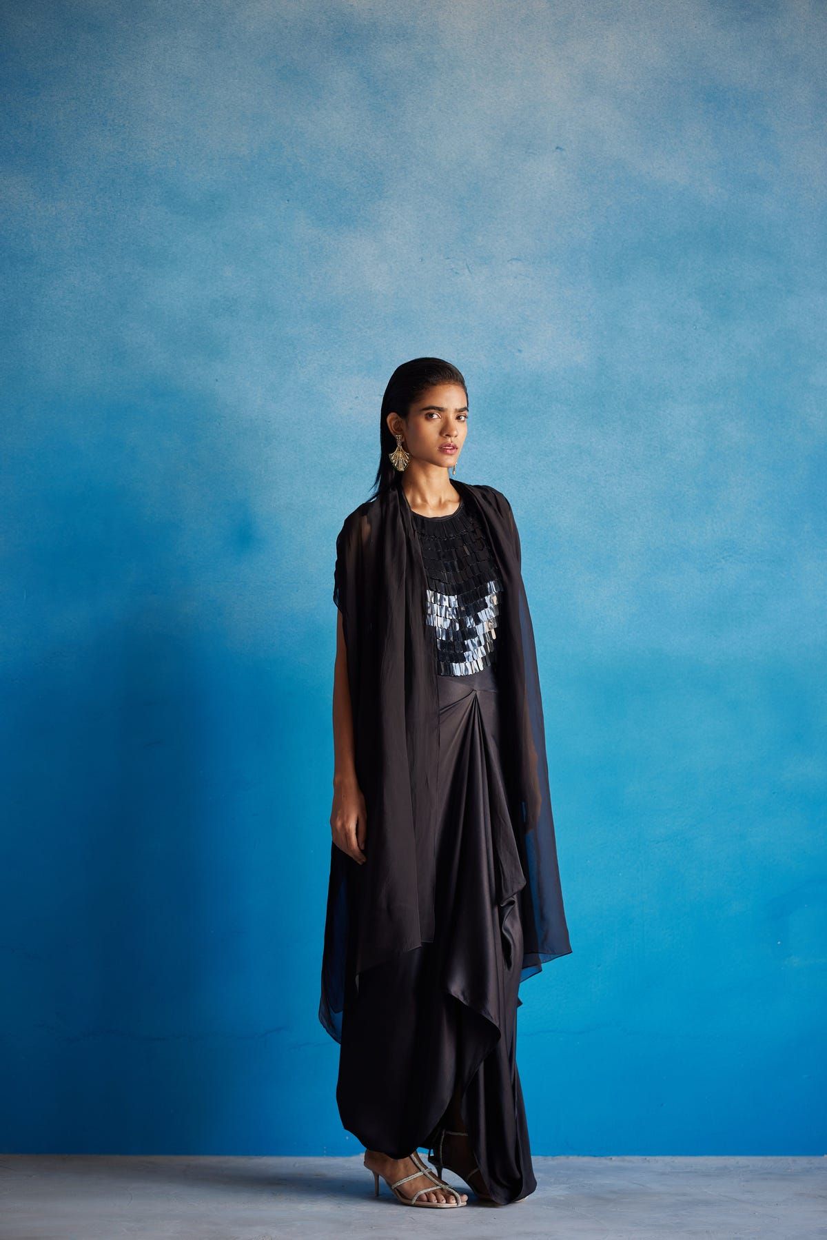 TOUCAN ORGANZA DRAW STRING CAPE - image 1
