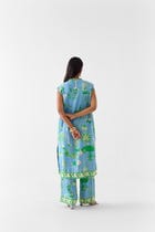 NILA KURTA & PANTS CO-ORD view 3