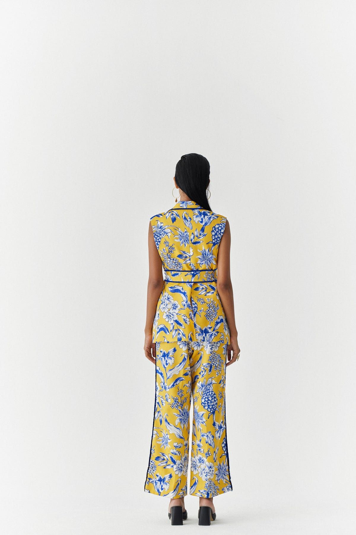YELLOW PINEAPPLE BLAZER & PANTS CO-ORD - image 2