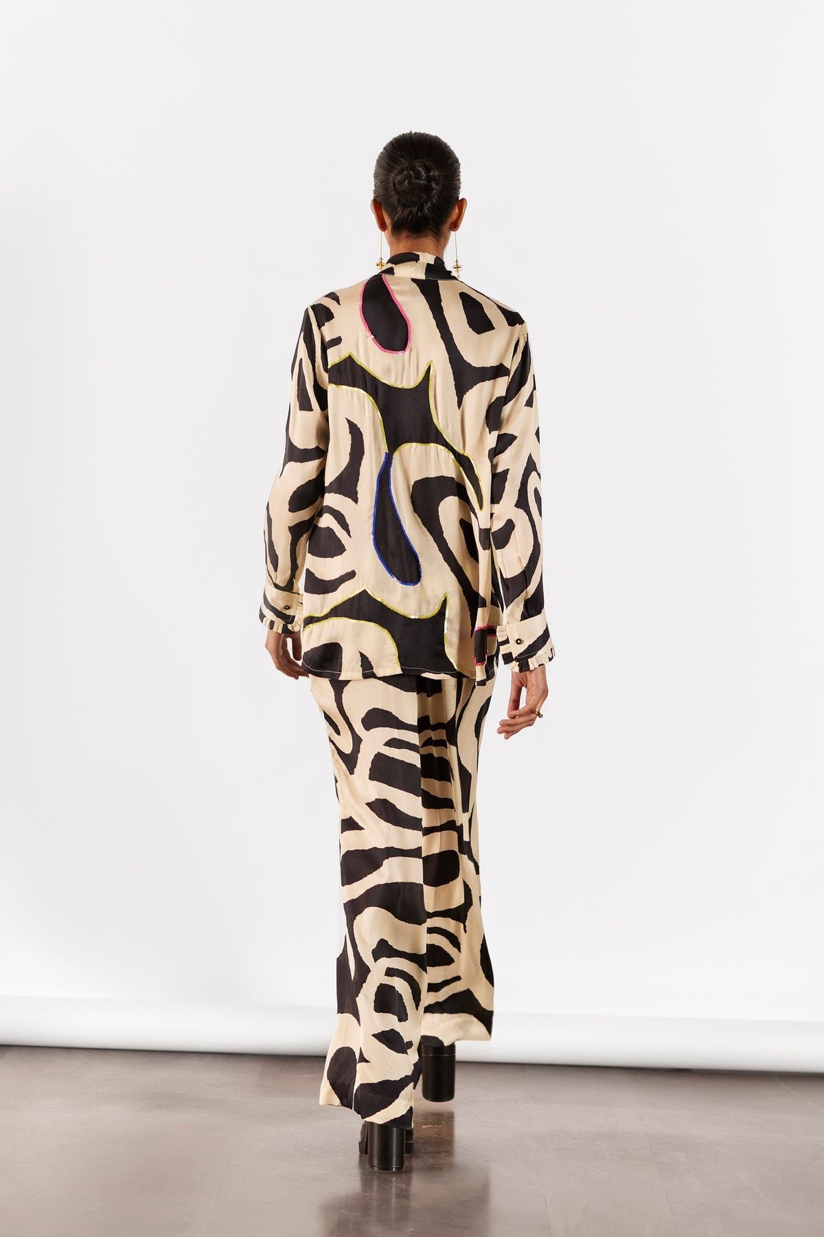 CHESTNUT KNOT SHIRT & TROUSERS CO-ORD - image 4