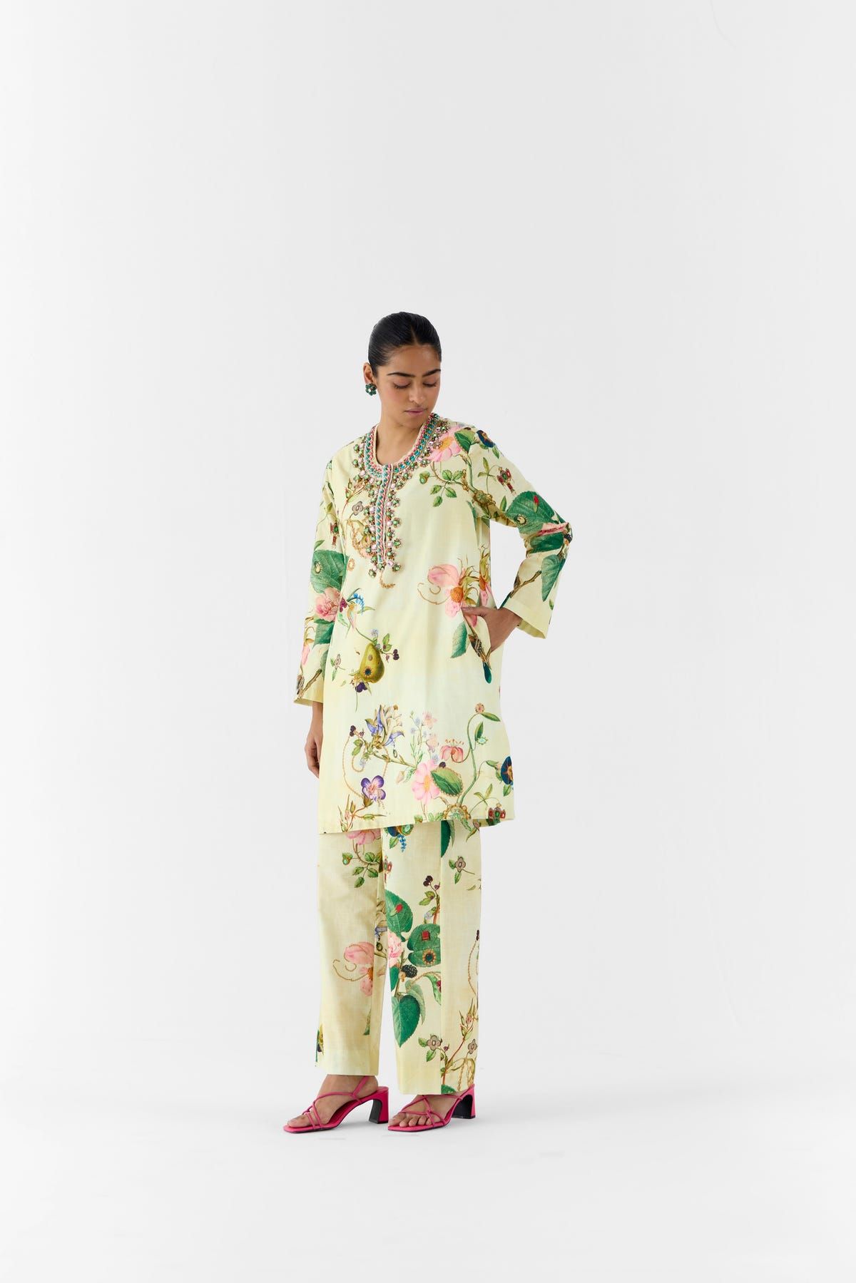 BLOSSOM STONEWORK KURTA & PANTS - image 2