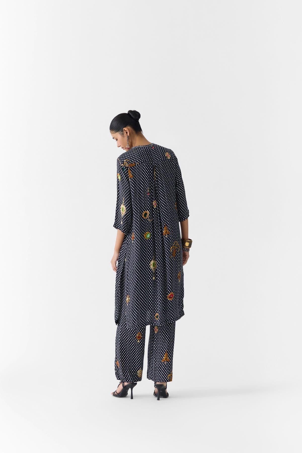 ONYX POLKA DOT STRAIGHT KURTA & PANTS - image 3