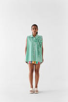 MINT SHIRT WITH FLOWER view 1