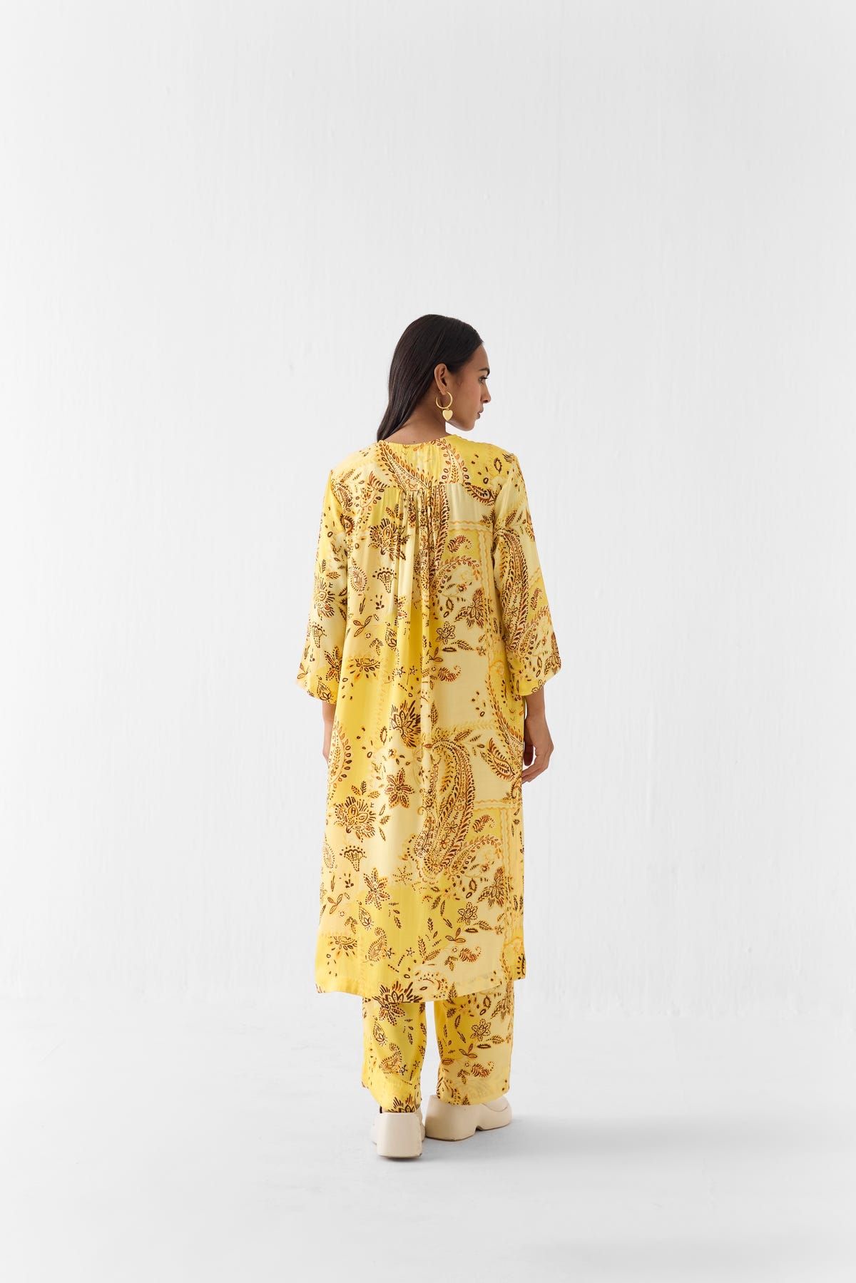 AMBI STRAIGHT KURTA & PANTS - image 3