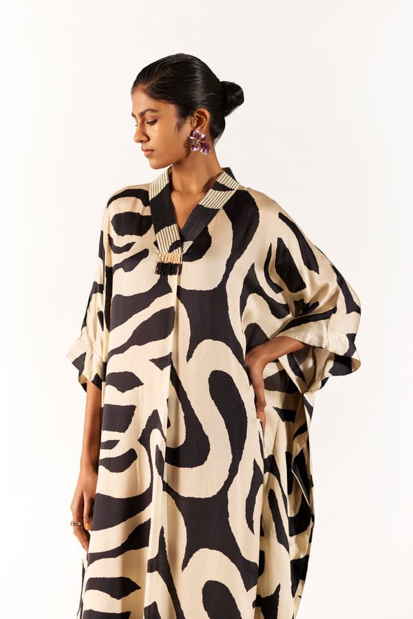Studio Rigu — CHESTNUT KAFTAN