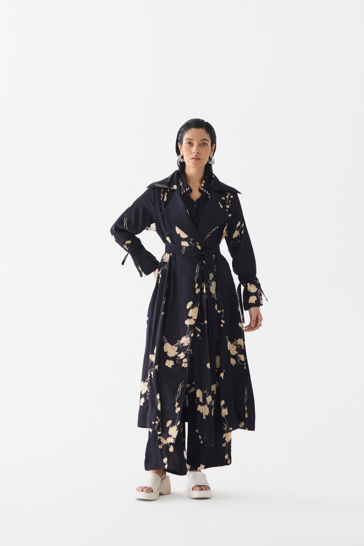 BLACK SAKURA TRENCH COAT - image 2