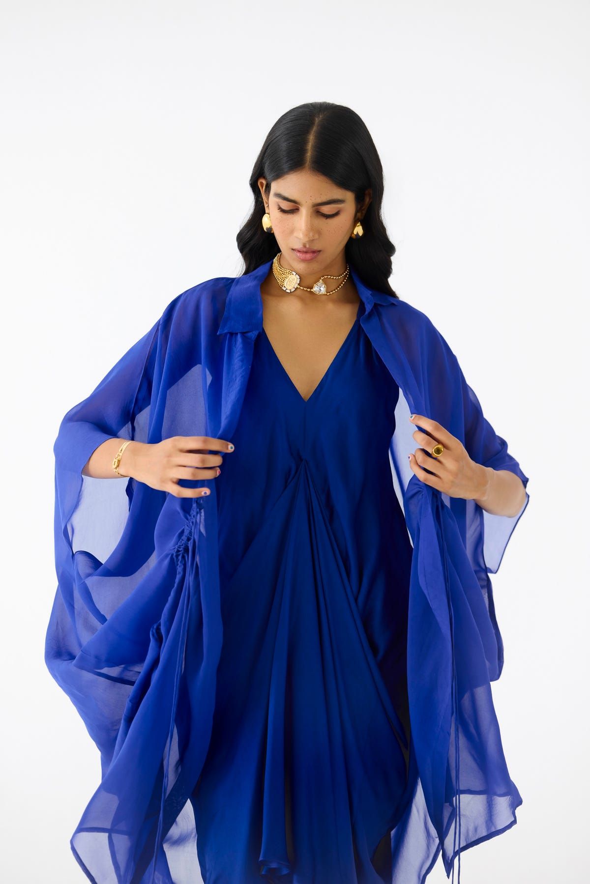 ROYAL MIDI DRESS WITH ORGANZA CAPE - image 3