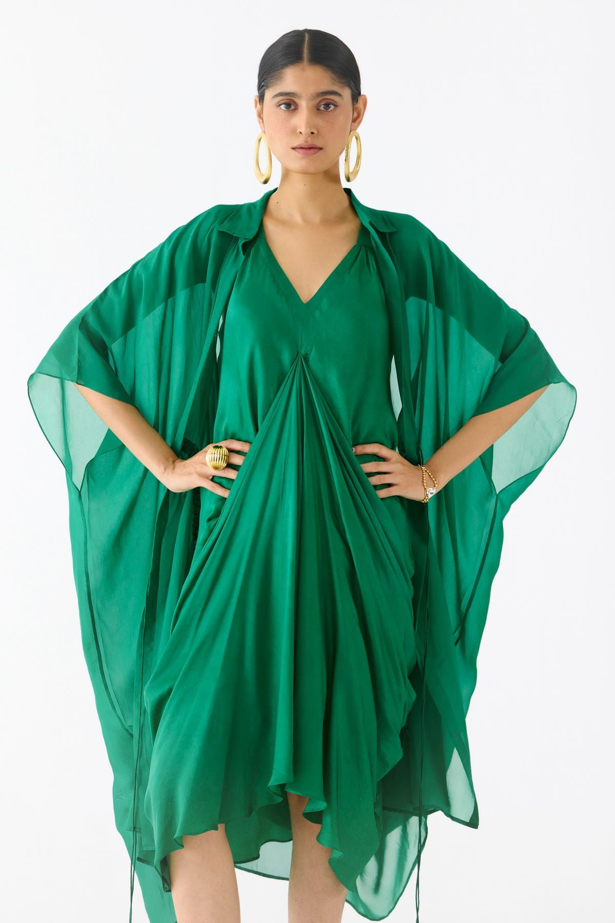 EMERALD MIDI DRESS WITH ORGANZA CAPE - image 2