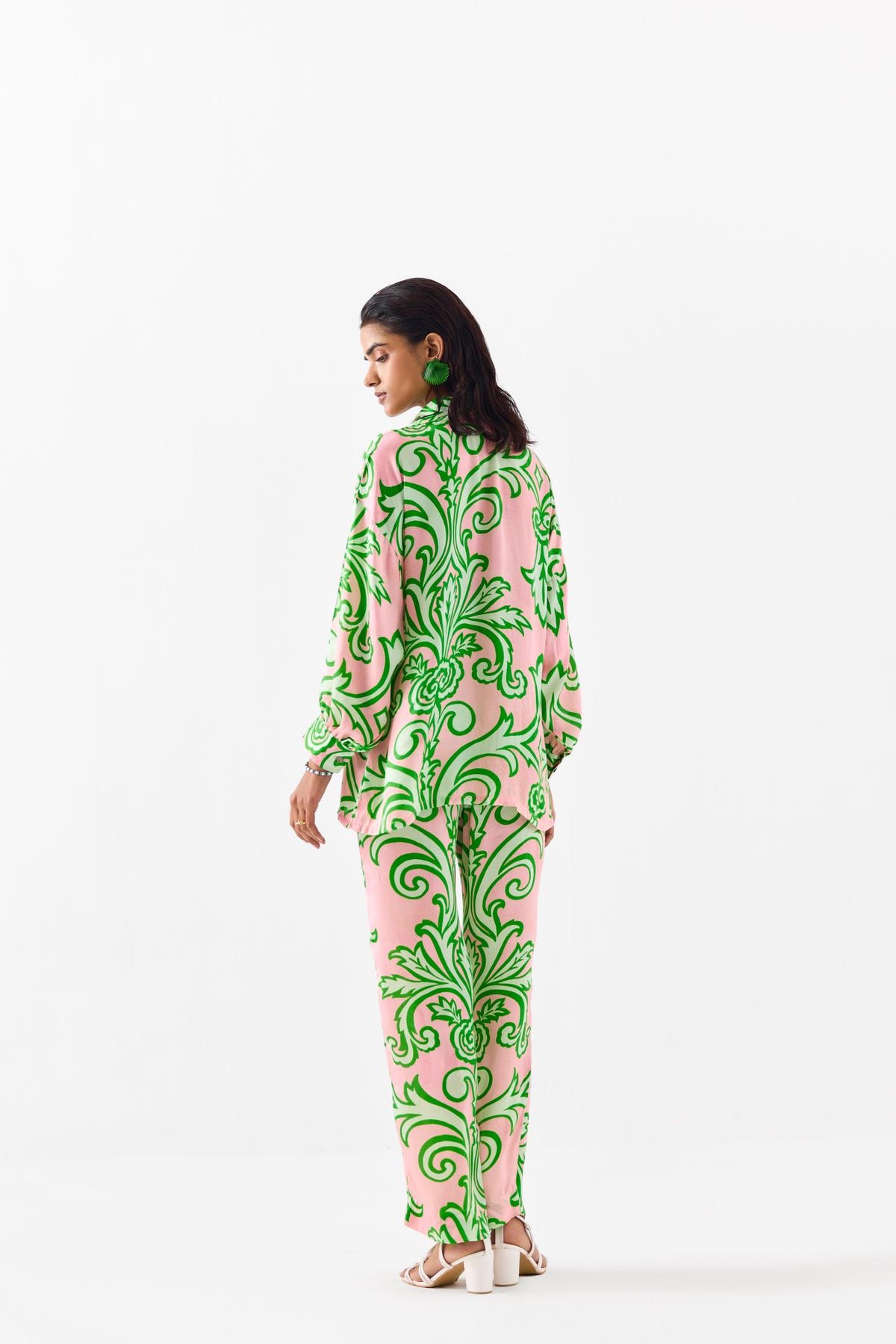 LA PAZ SHIRT AND PANTS - image 3