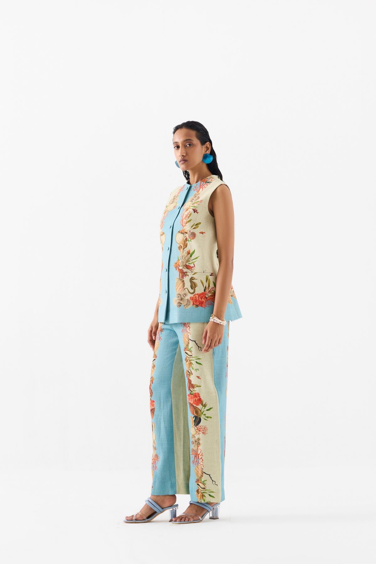 MAPUSA BLAZER AND Trousers - image 3