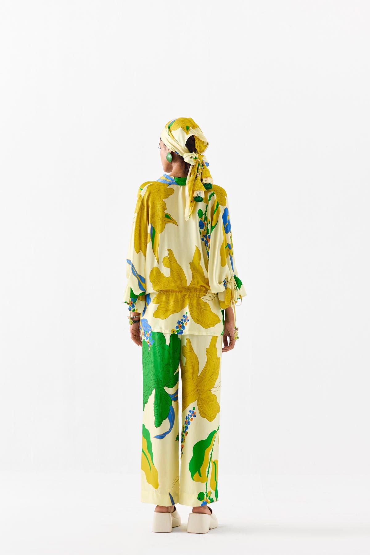 YELLOW ROSE DRAWSTRING SHIRT AND TROUSERS - image 3