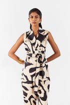 CHESTNUT BLAZER & TROUSERS CO-ORD view 2