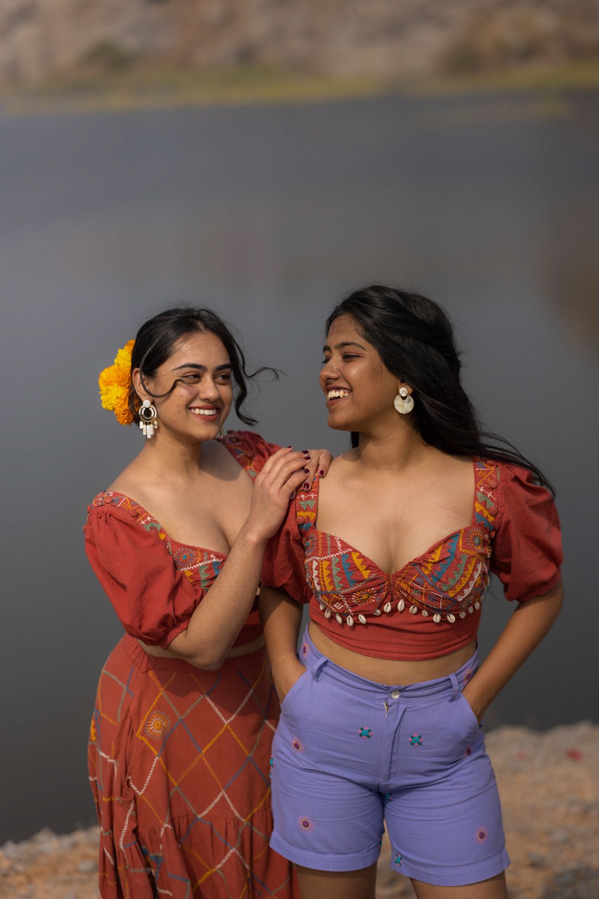 Alankara Balloon Sleeve Crop Top - image 3