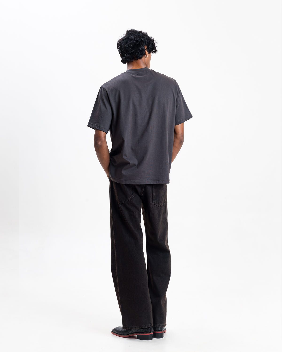 GRAPHITE ESSENTIAL T-SHIRT (Unisex) - image 4
