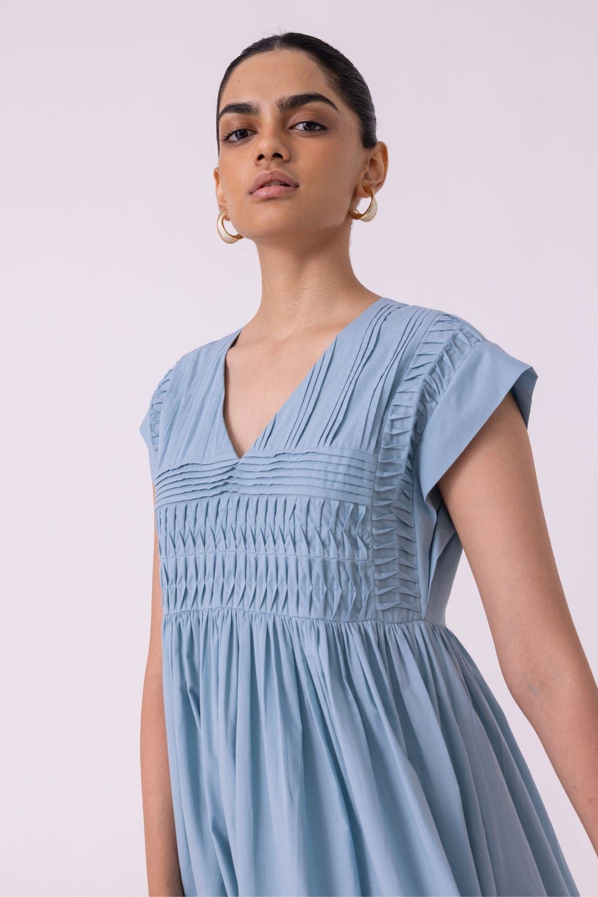 Aelia Blue Pleated Midi Dress - image 5