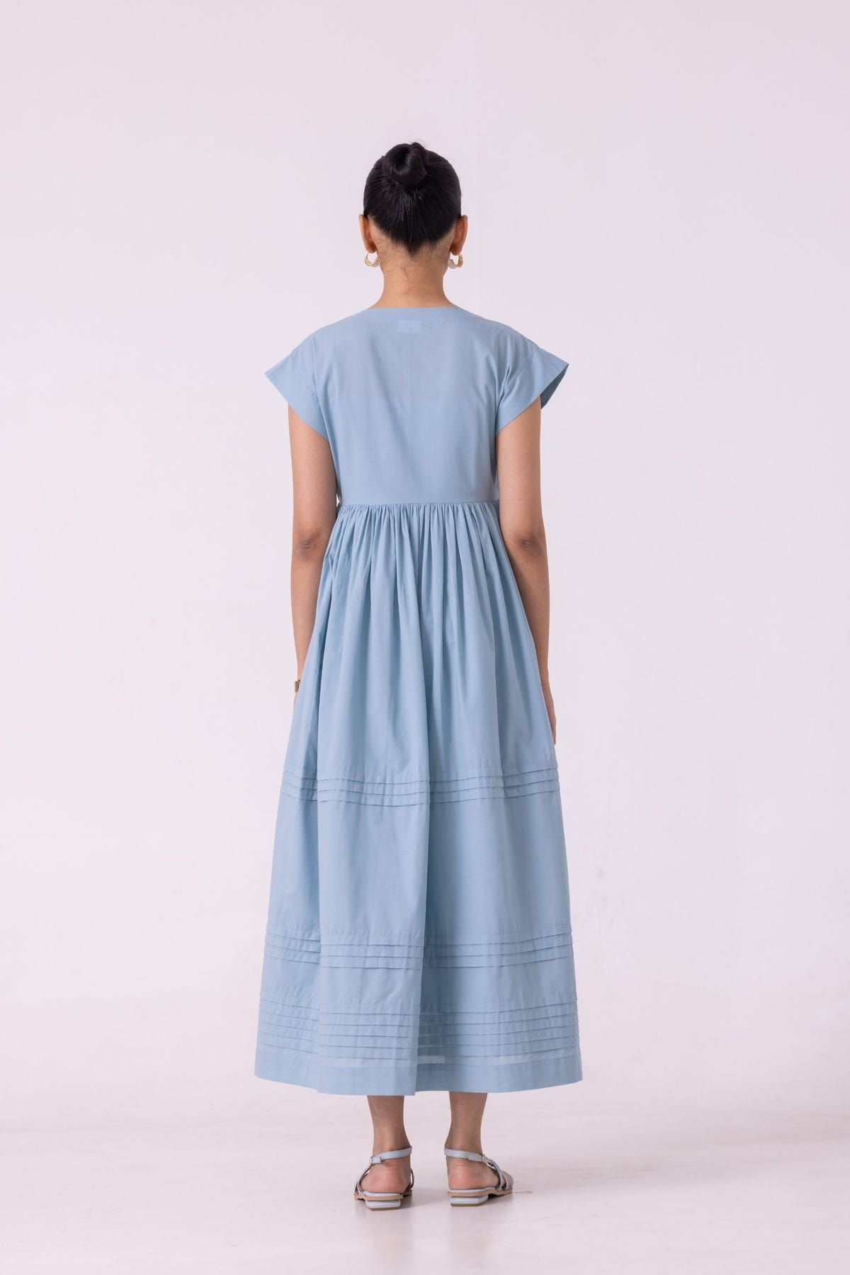 Aelia Blue Pleated Midi Dress - image 10