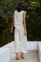 Freida - Top view 3